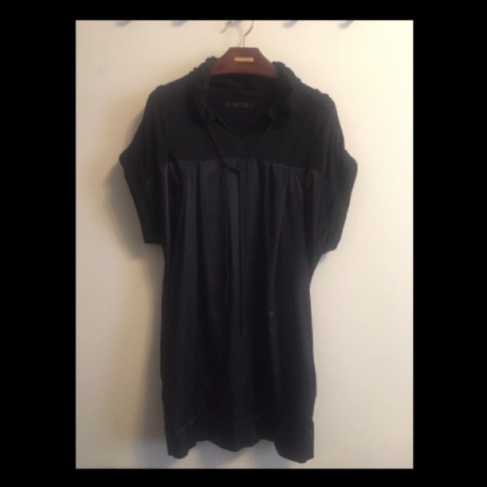 KAYLEE TANKUS Shirt/Dress- Black Sweatshirt-Hoodie